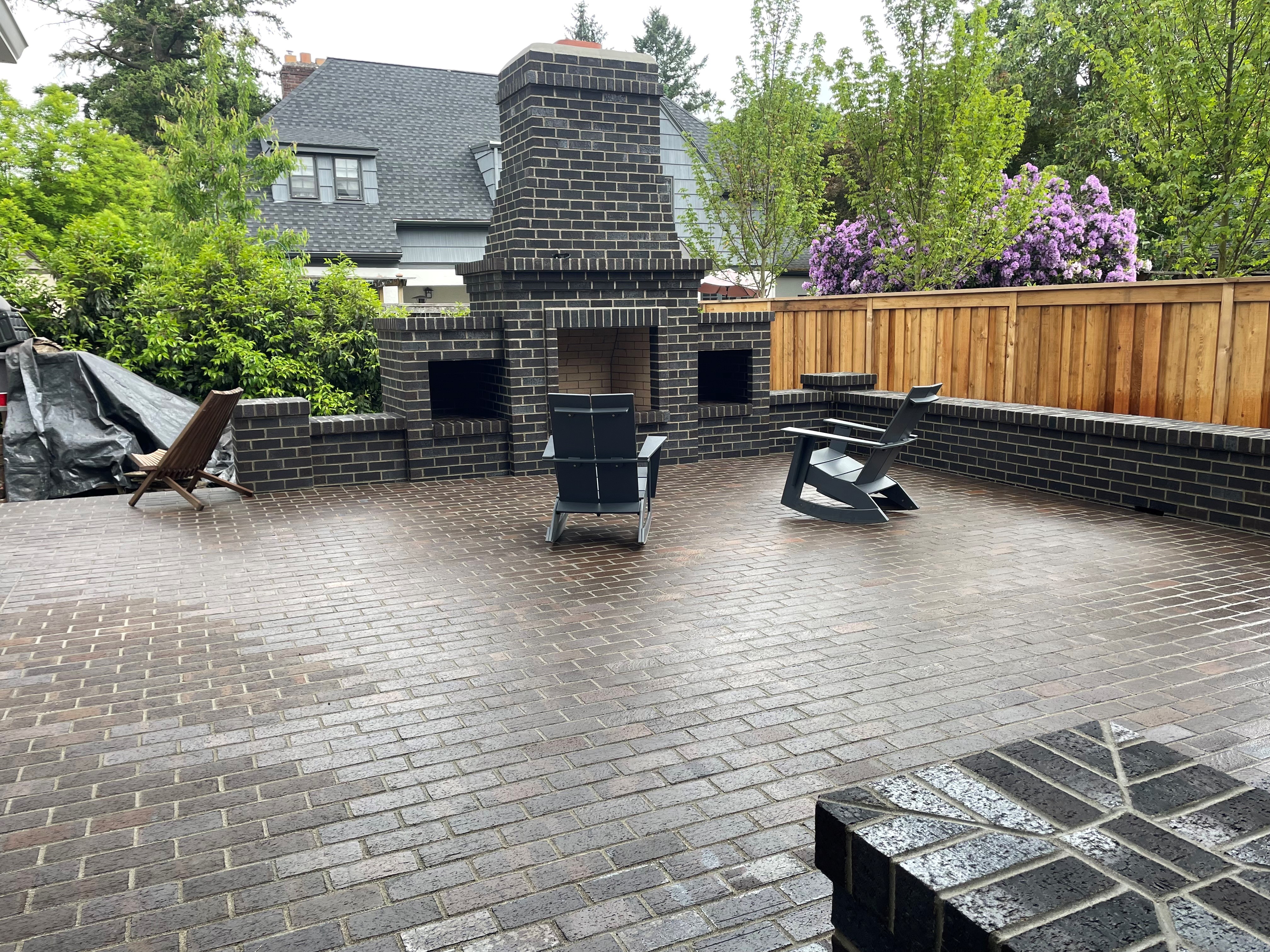 Top Quality Brick Masonry Patio and Outdoor Brick Fireplace in Portland, Oregon